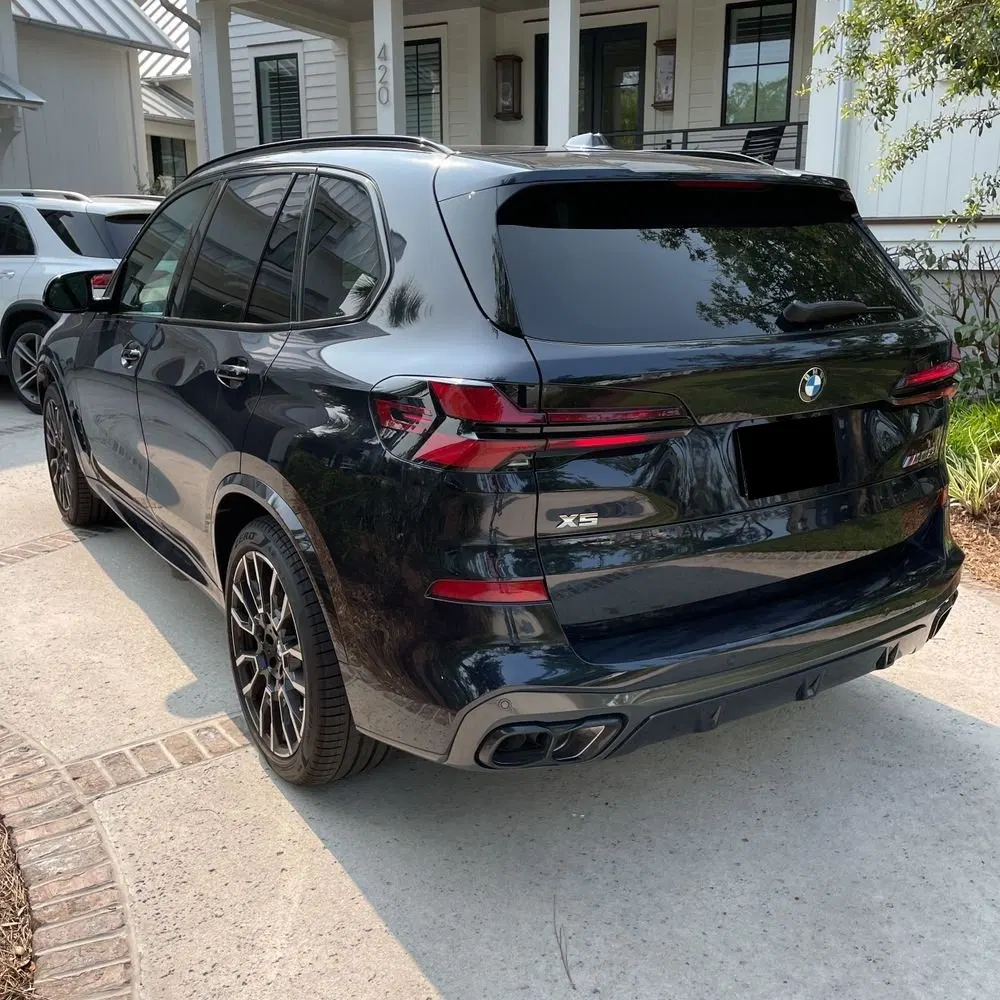 2025 BMW X5 M60i