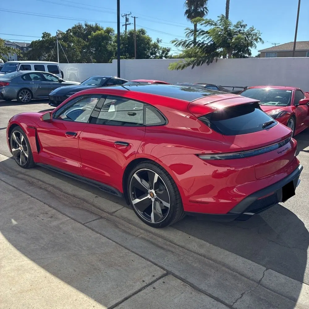 2023 Porsche Taycan GTS Sport Turismo