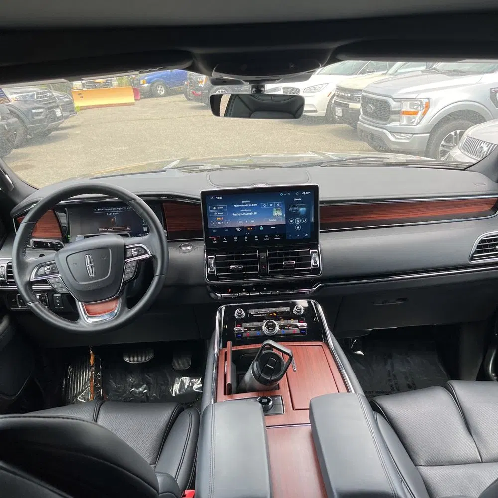 2024 Lincoln Navigator L Reserve