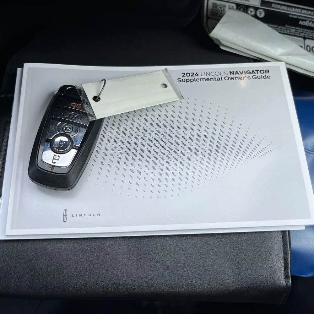 2024 Lincoln Navigator L Reserve