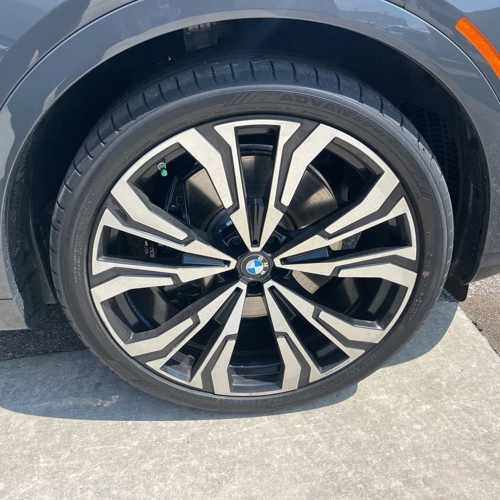 2025 BMW X7 M60i