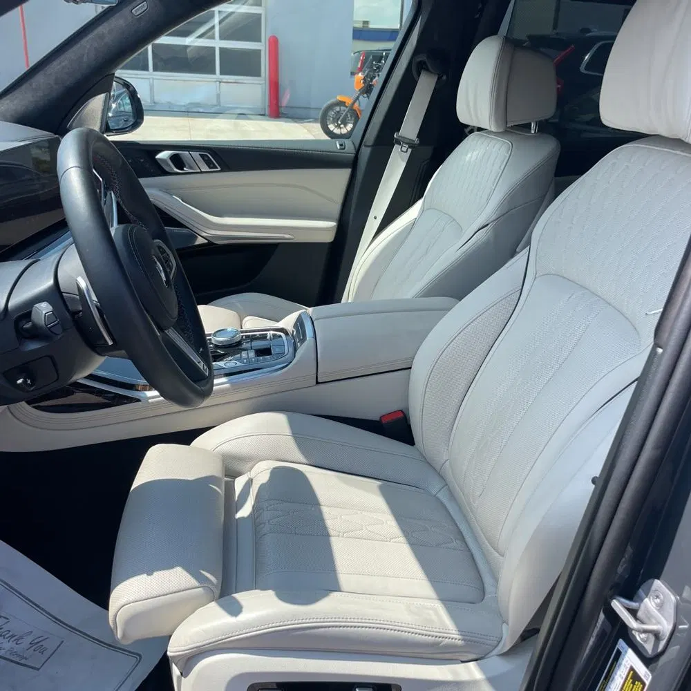 2025 BMW X7 M60i