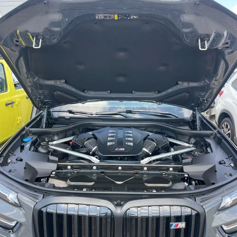 2025 BMW X7 M60i