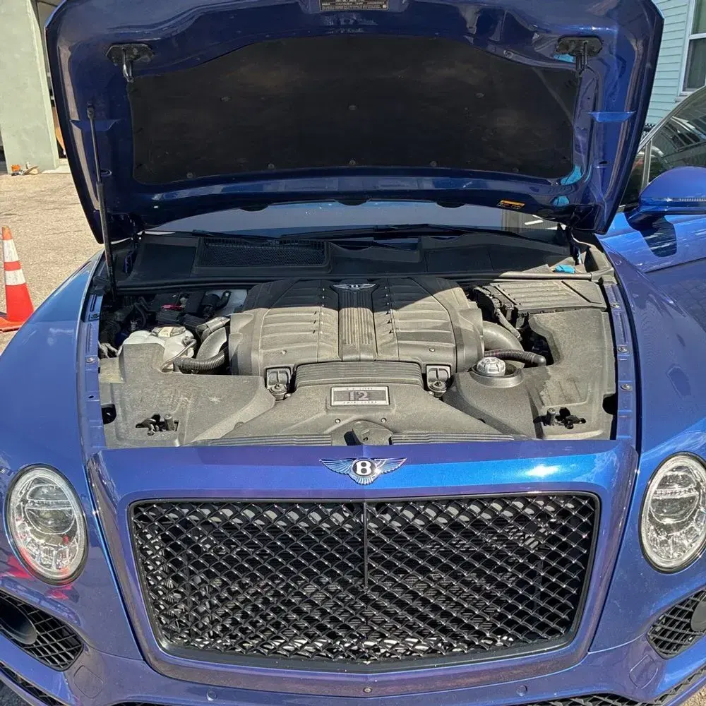 2017 Bentley Bentayga Base