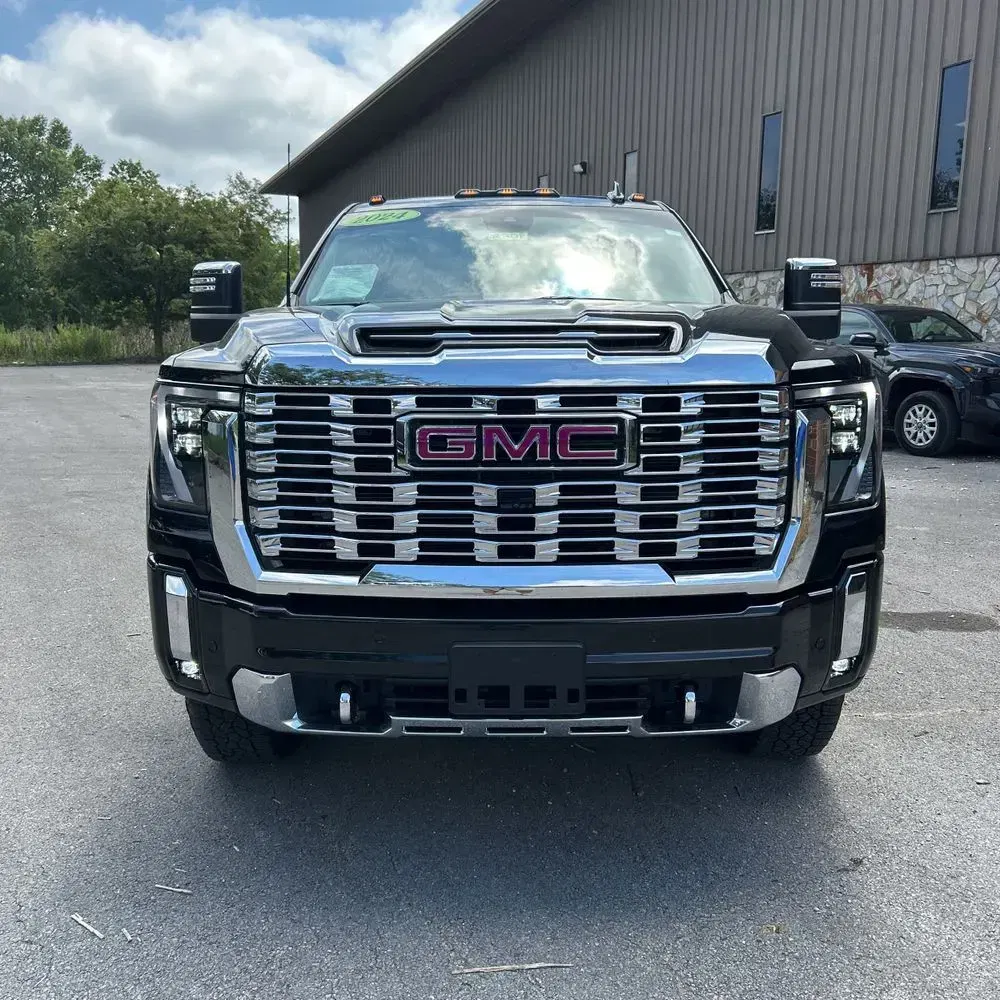 2024 GMC Sierra 2500 Denali