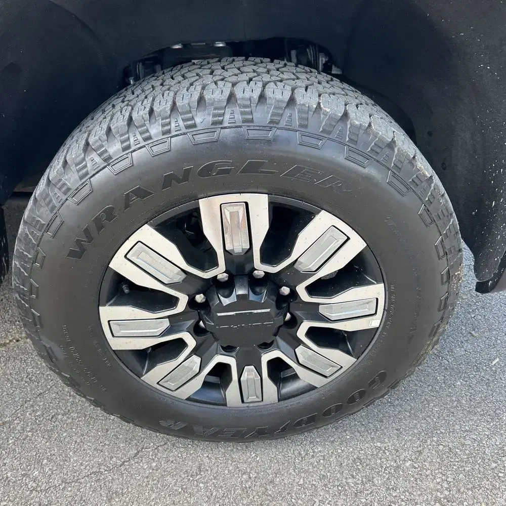 2024 GMC Sierra 2500 Denali