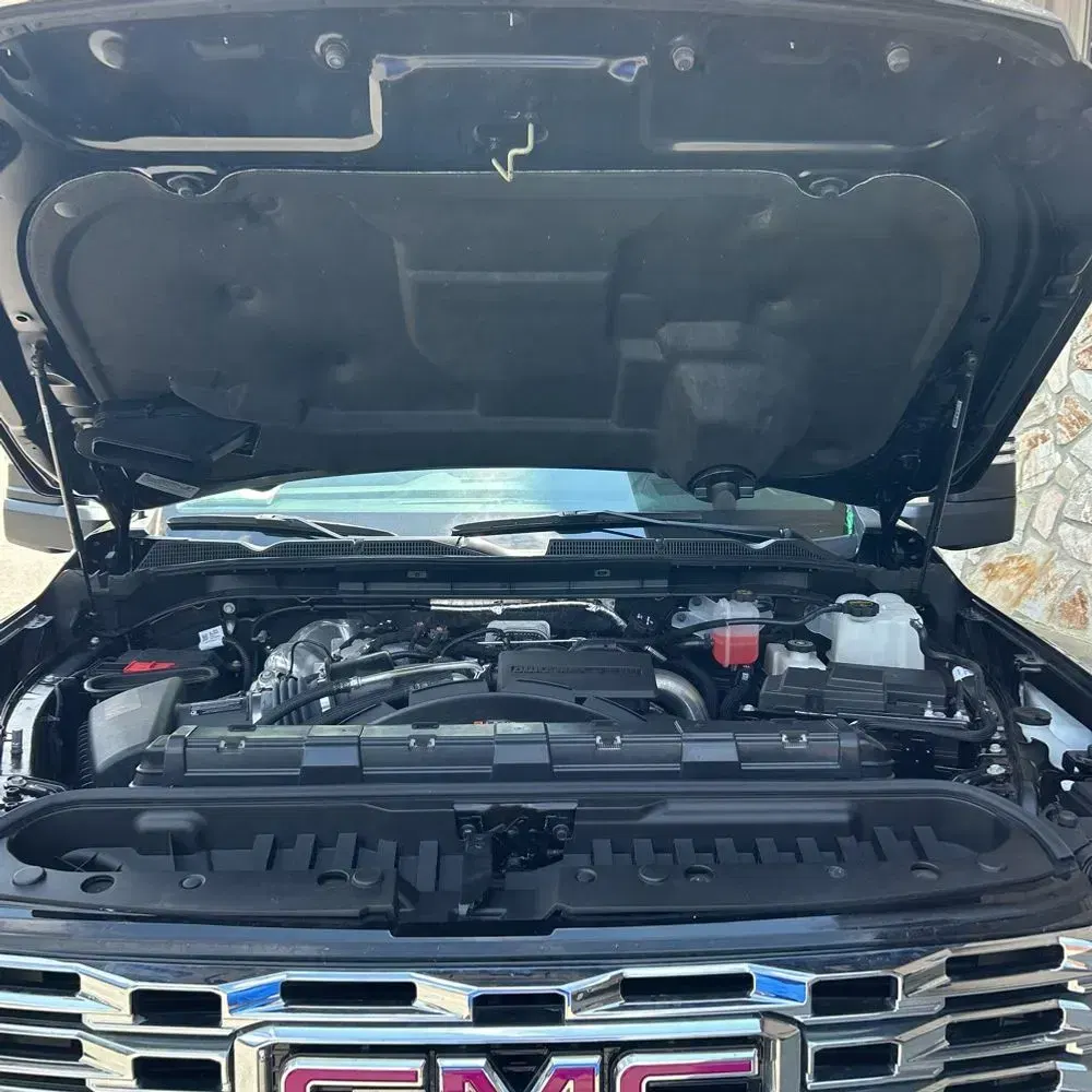 2024 GMC Sierra 2500 Denali