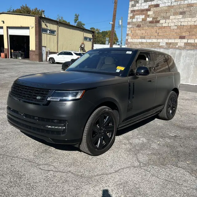 2023 Land Rover Range Rover SE