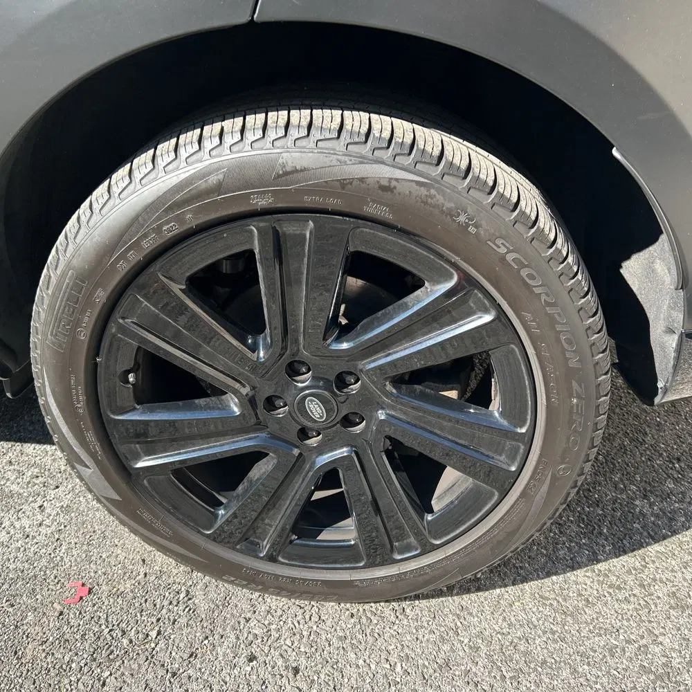 2023 Land Rover Range Rover SE