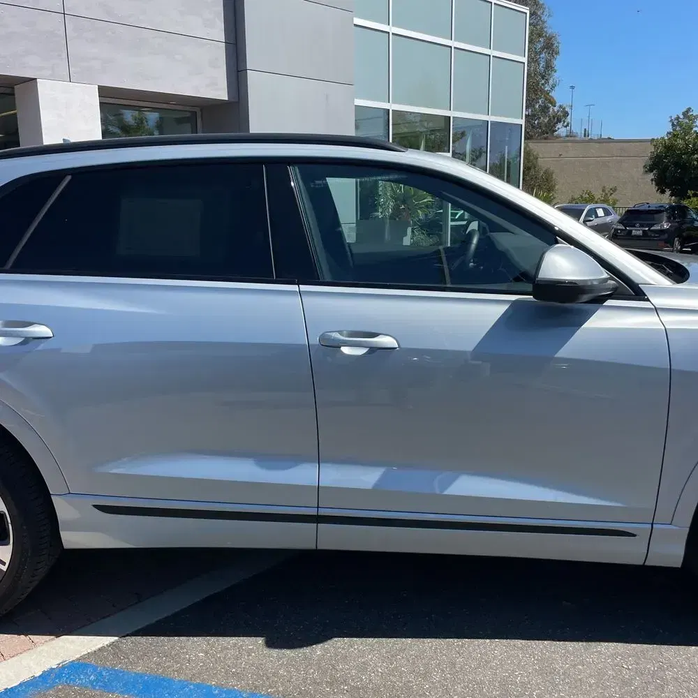 2025 Audi Q8 Premium 55