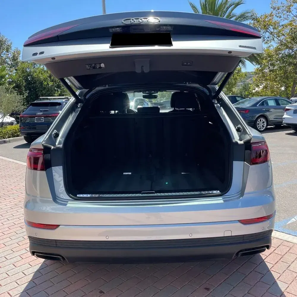 2025 Audi Q8 Premium 55