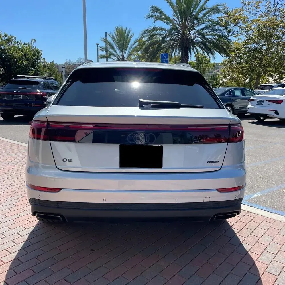2025 Audi Q8 Premium 55