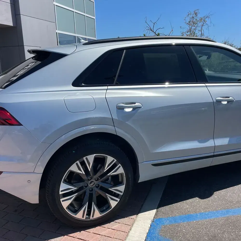 2025 Audi Q8 Premium 55
