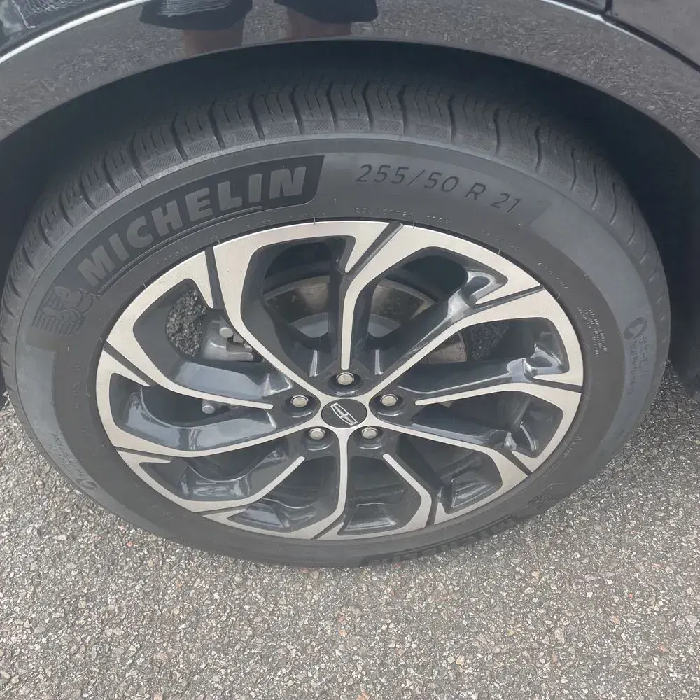 2024 Lincoln Nautilus Hybrid Reserve