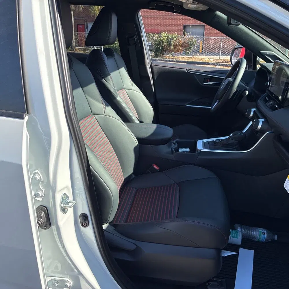 2025 Toyota RAV4 Plug-in Hybrid XSE