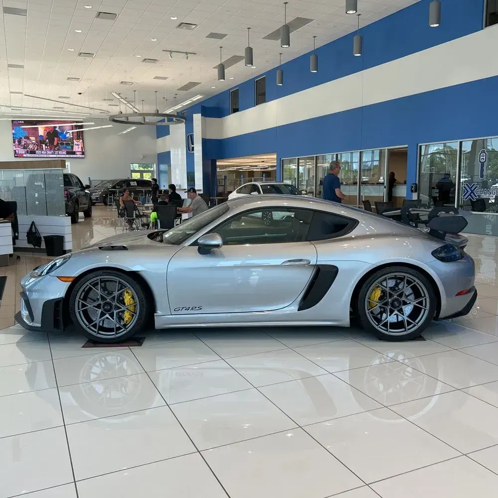 2023 Porsche 718 Cayman GT4 RS