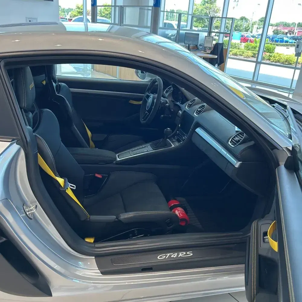2023 Porsche 718 Cayman GT4 RS