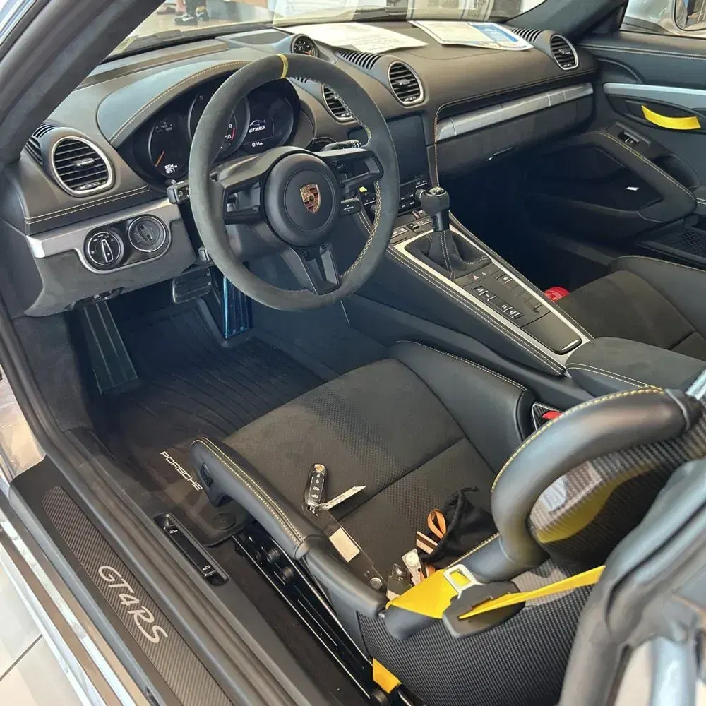 2023 Porsche 718 Cayman GT4 RS