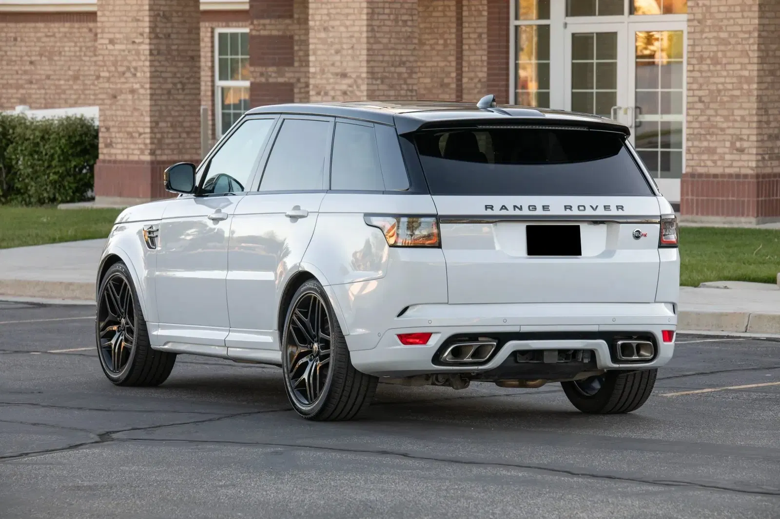 2022 Land Rover Range Rover Sport SVR