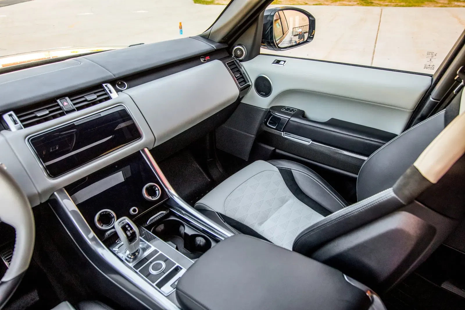 2022 Land Rover Range Rover Sport SVR