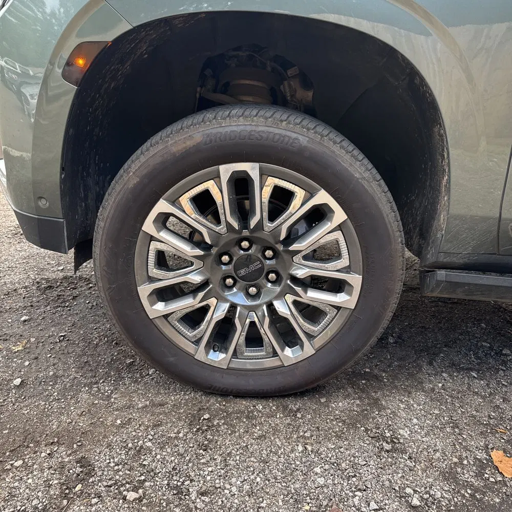 2023 GMC Yukon XL Denali Ultimate