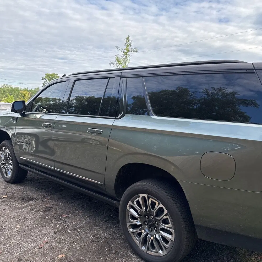 2023 GMC Yukon XL Denali Ultimate