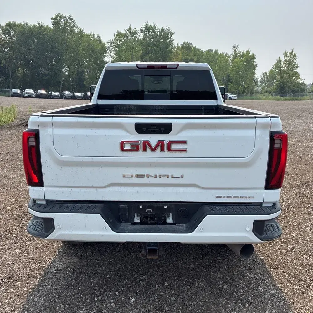 2024 GMC Sierra 3500 Denali