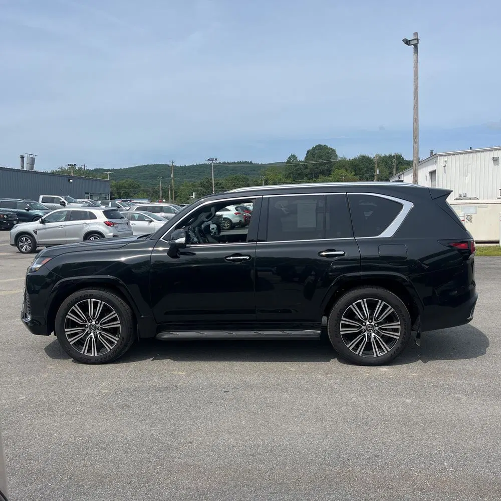 2025 Lexus LX 600 Luxury