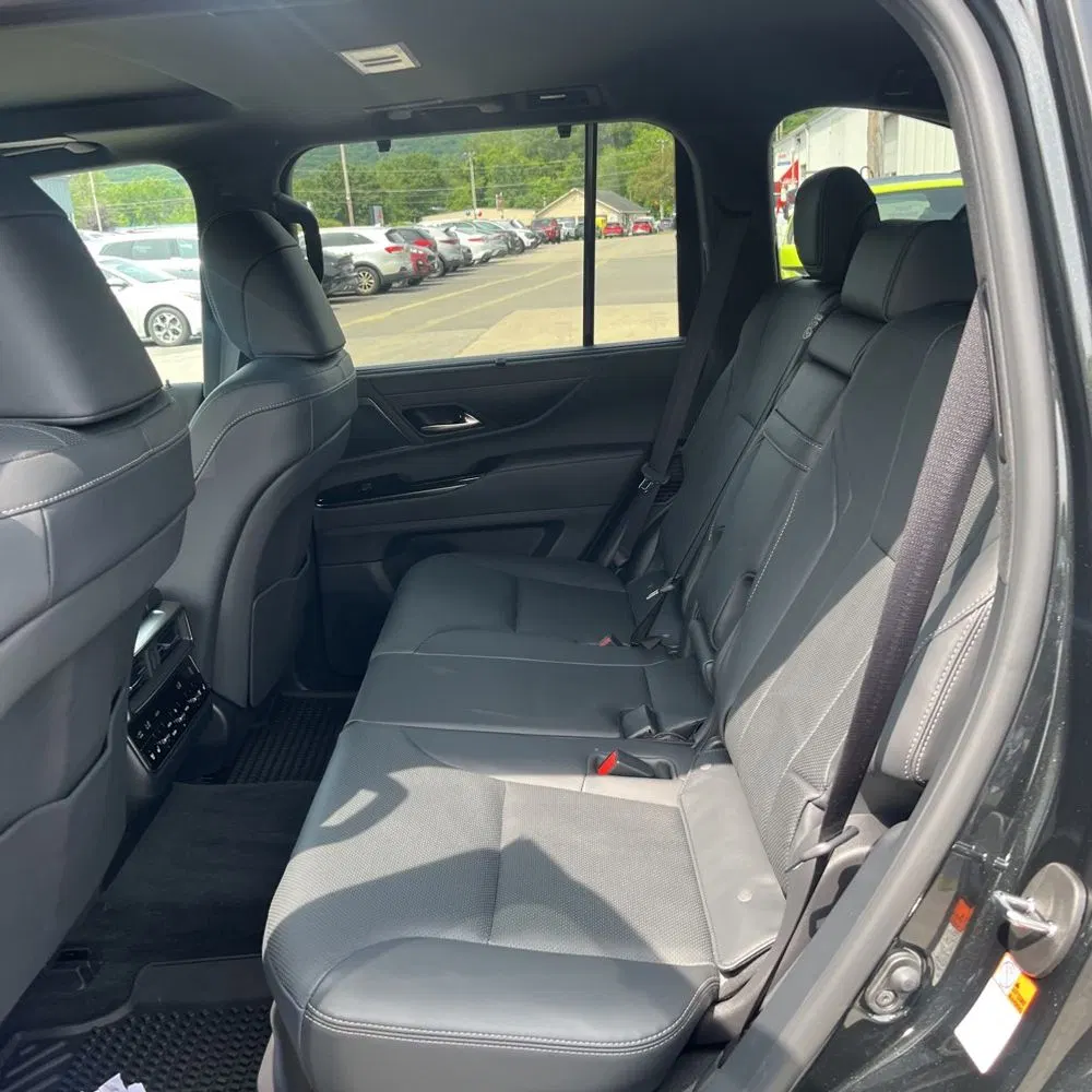 2025 Lexus LX 600 Luxury