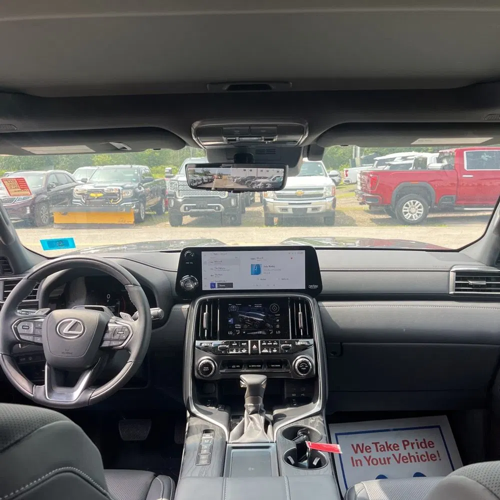 2025 Lexus LX 600 Luxury