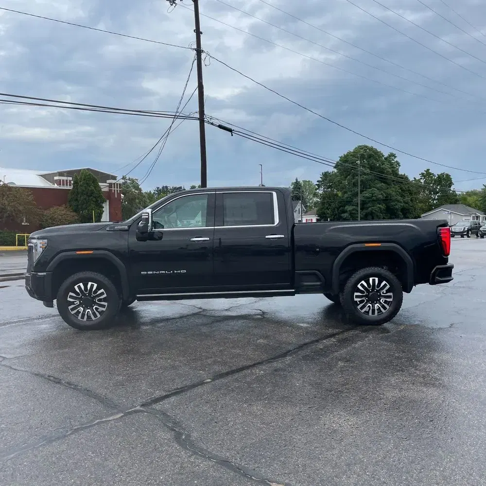 2024 GMC Sierra 2500HD Denali Ultimate