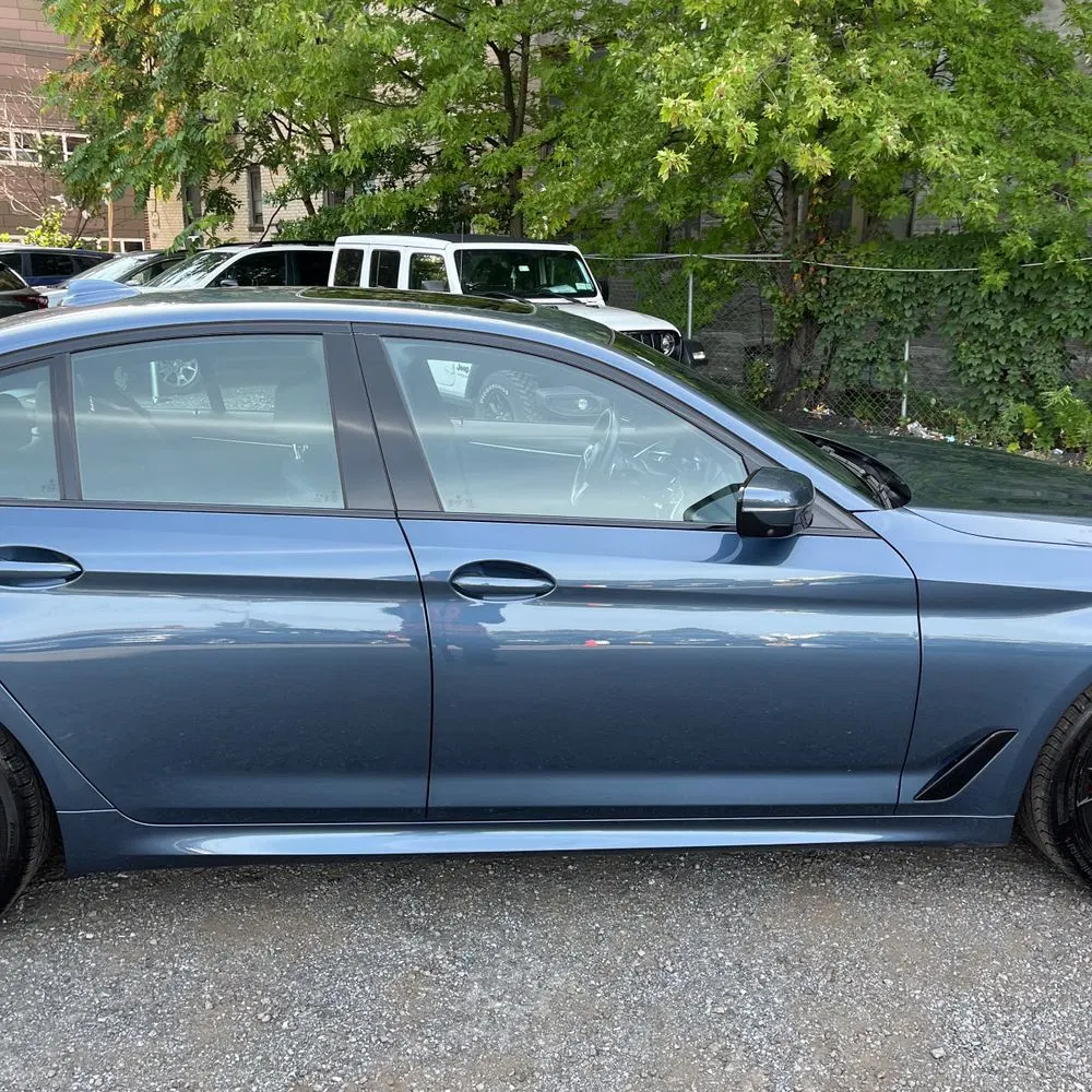 2023 BMW 5-Series M550xi