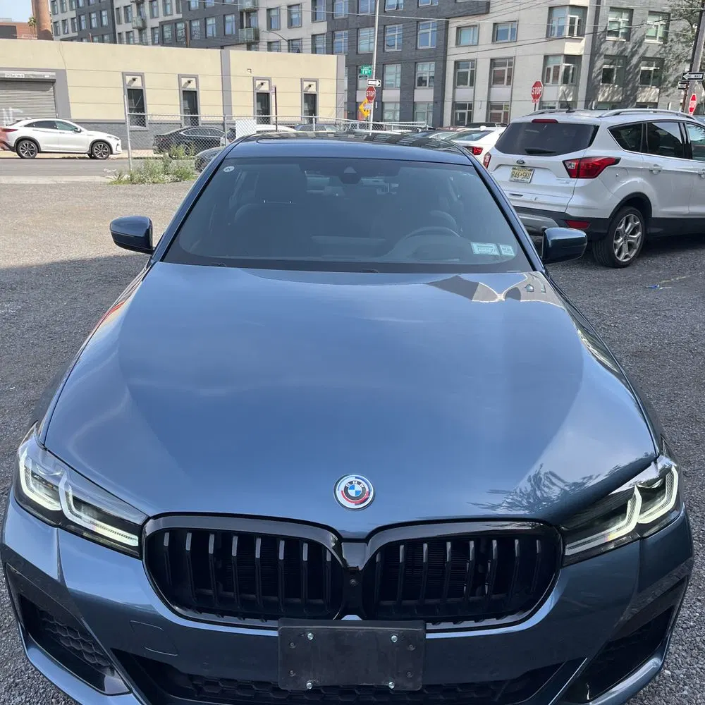 2023 BMW 5-Series M550xi