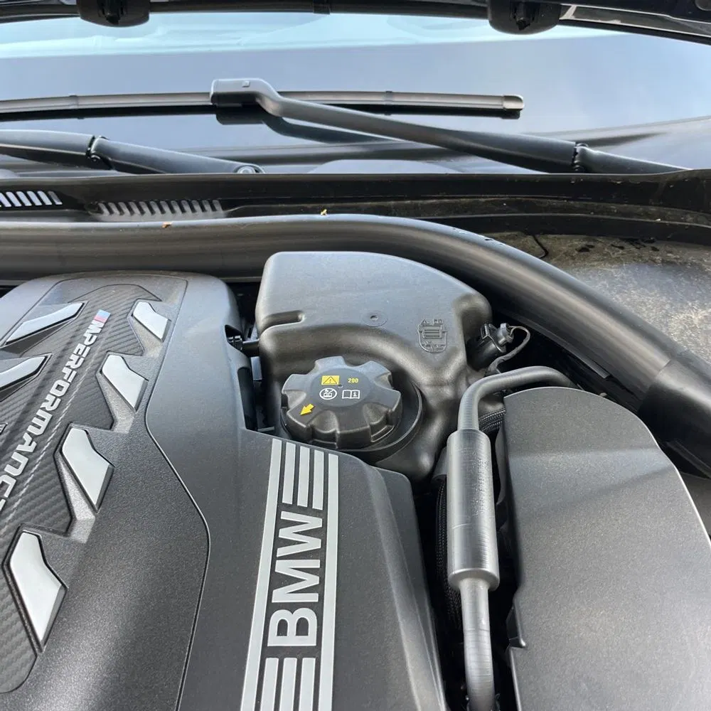 2023 BMW 5-Series M550xi