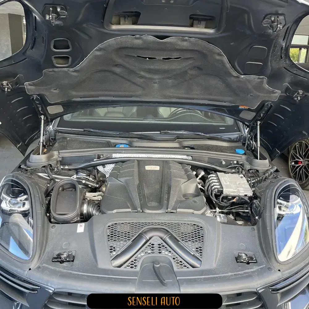 2020 Porsche Macan Turbo