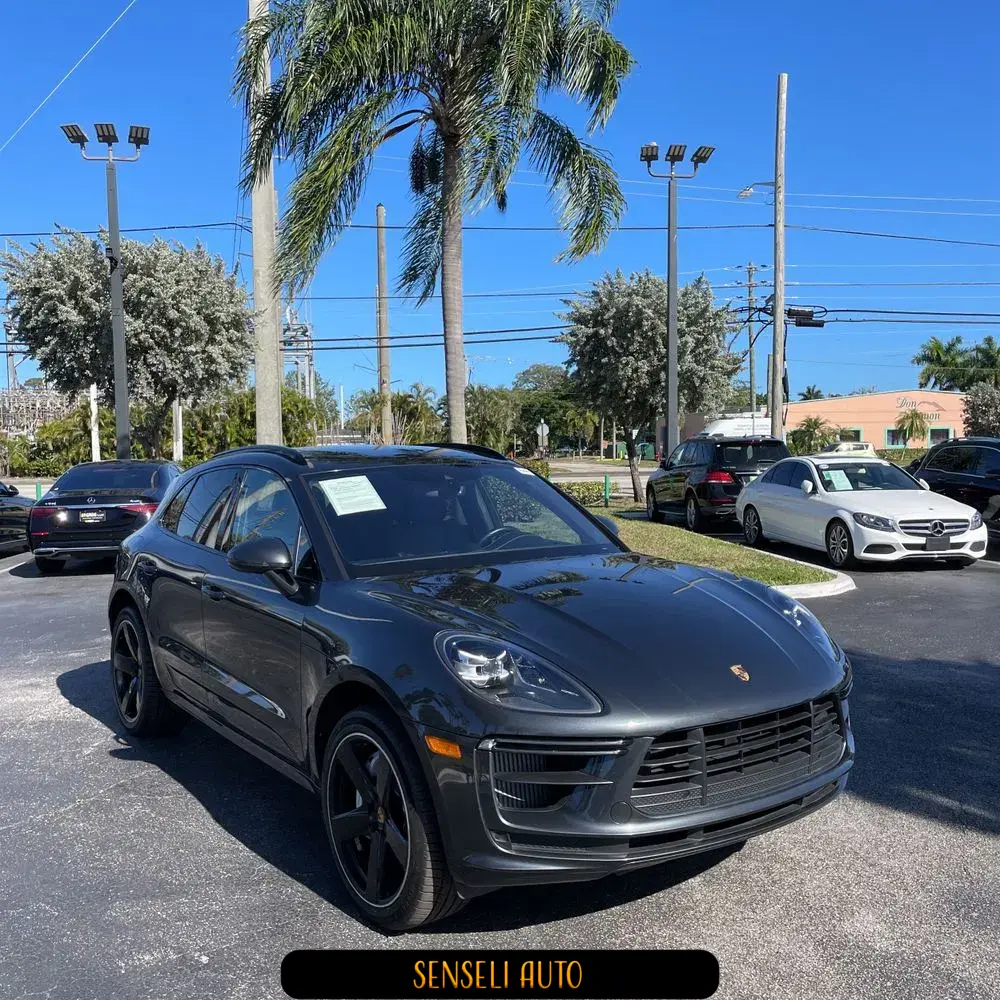 2020 Porsche Macan Turbo