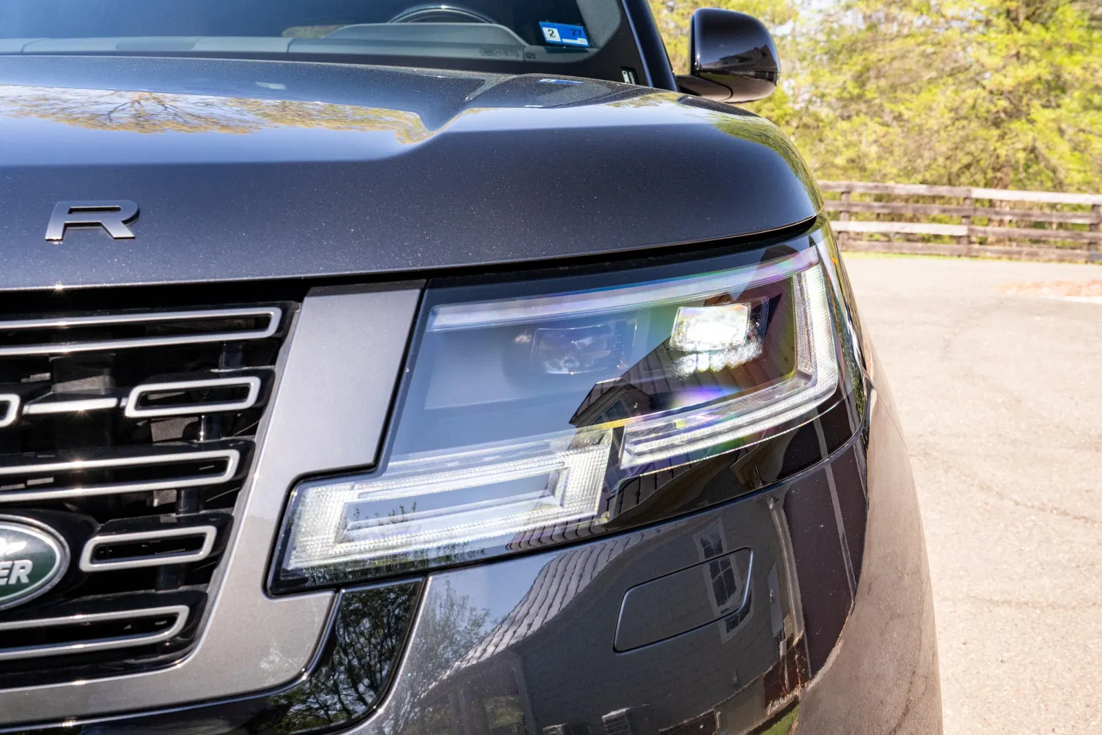 2024 Range Rover P530 SE  - 523-hp Twin-Turbo V8, AWD, Highly-Equipped, Unmodified