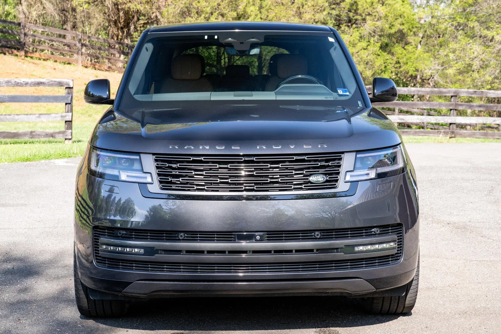 2024 Range Rover P530 SE  - 523-hp Twin-Turbo V8, AWD, Highly-Equipped, Unmodified
