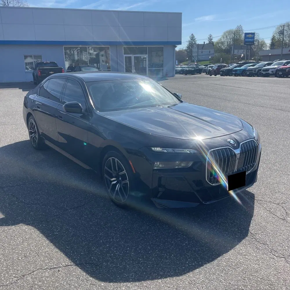 2023 BMW 7-Series 760xi
