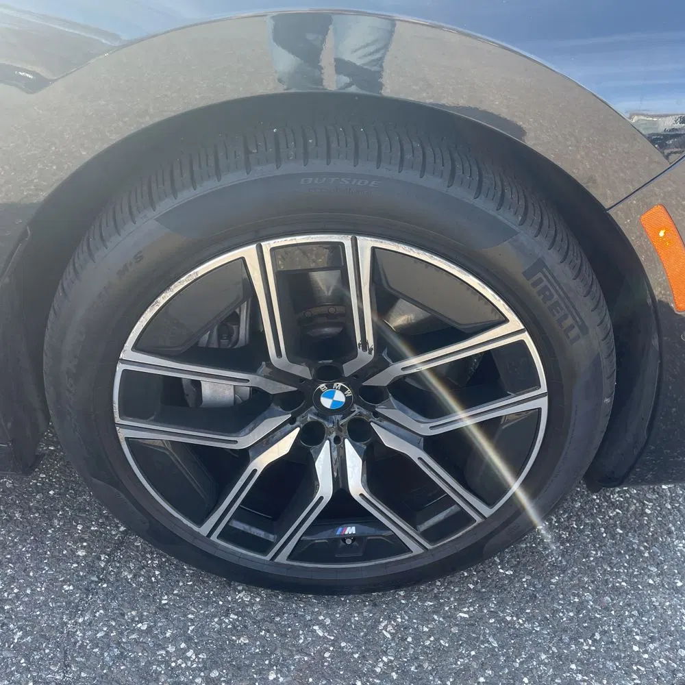 2023 BMW 7-Series 760xi