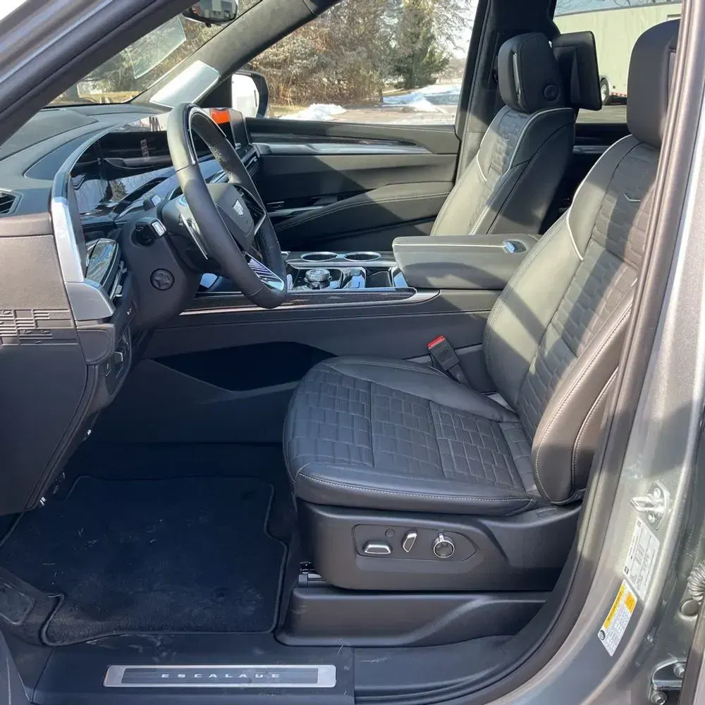 2025 Cadillac Escalade ESV V-Series