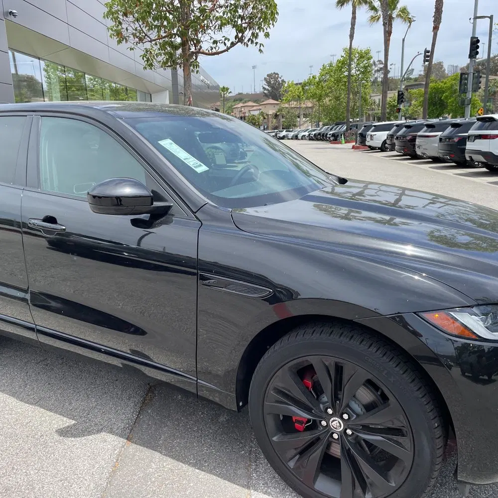 2024 Jaguar F-Pace P400 R-Dynamic S