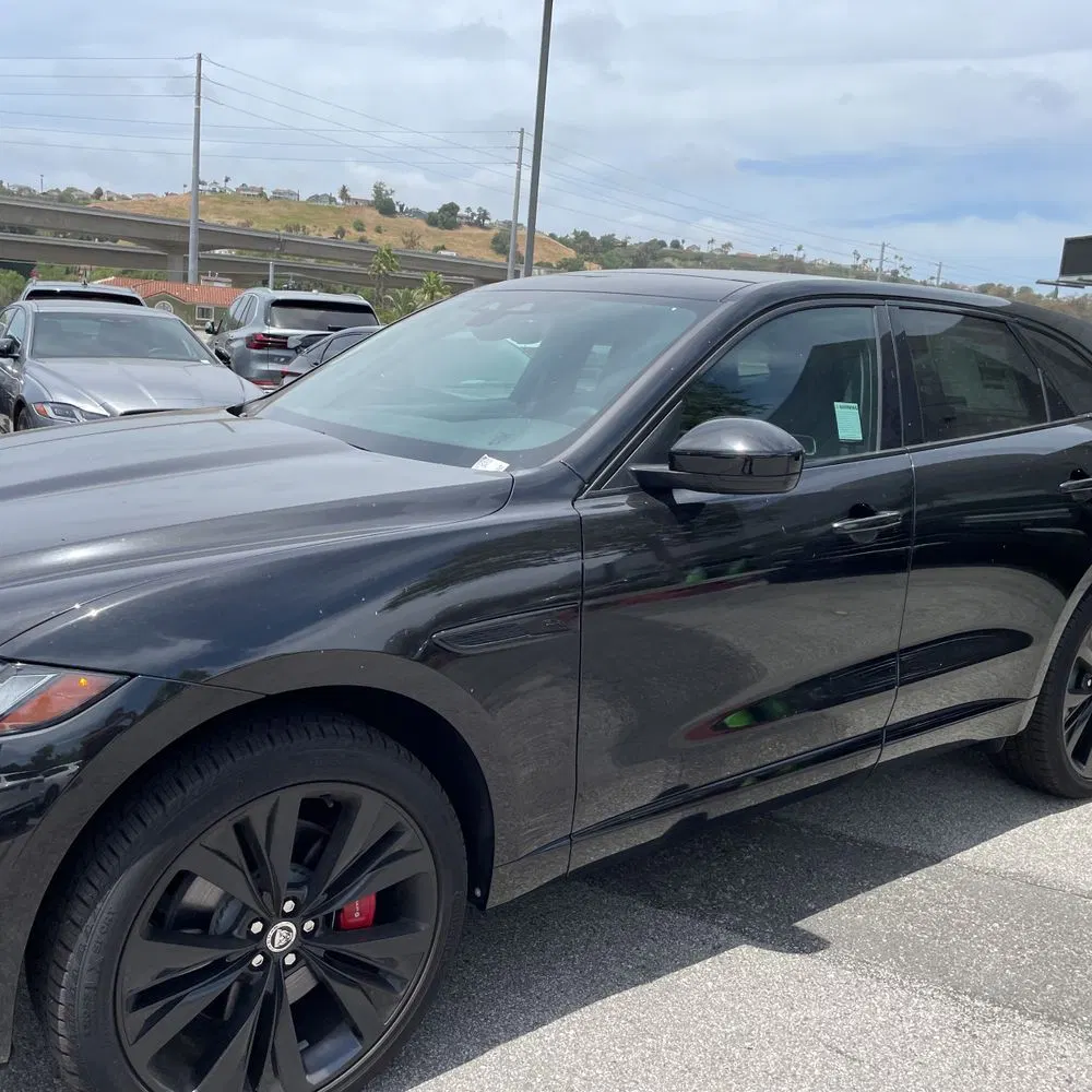 2024 Jaguar F-Pace P400 R-Dynamic S