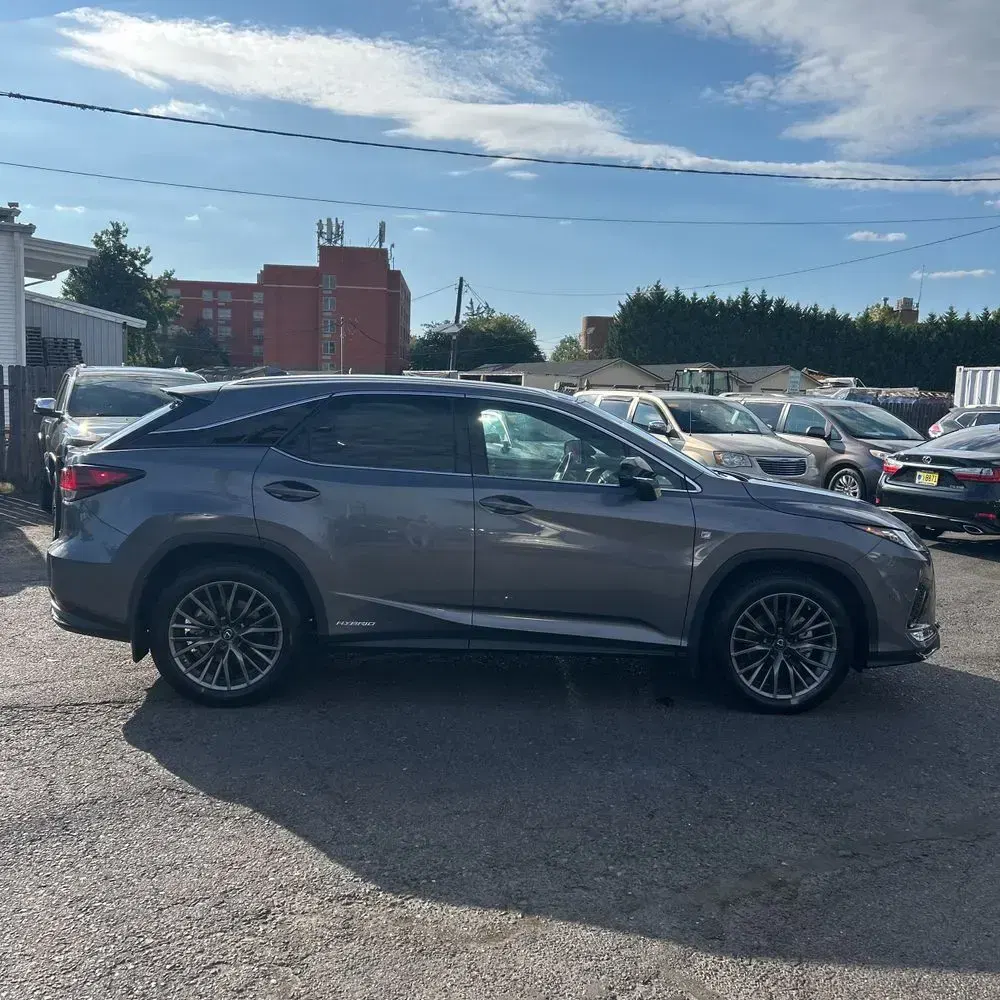 2022 Lexus RX 450h F SPORT Handling