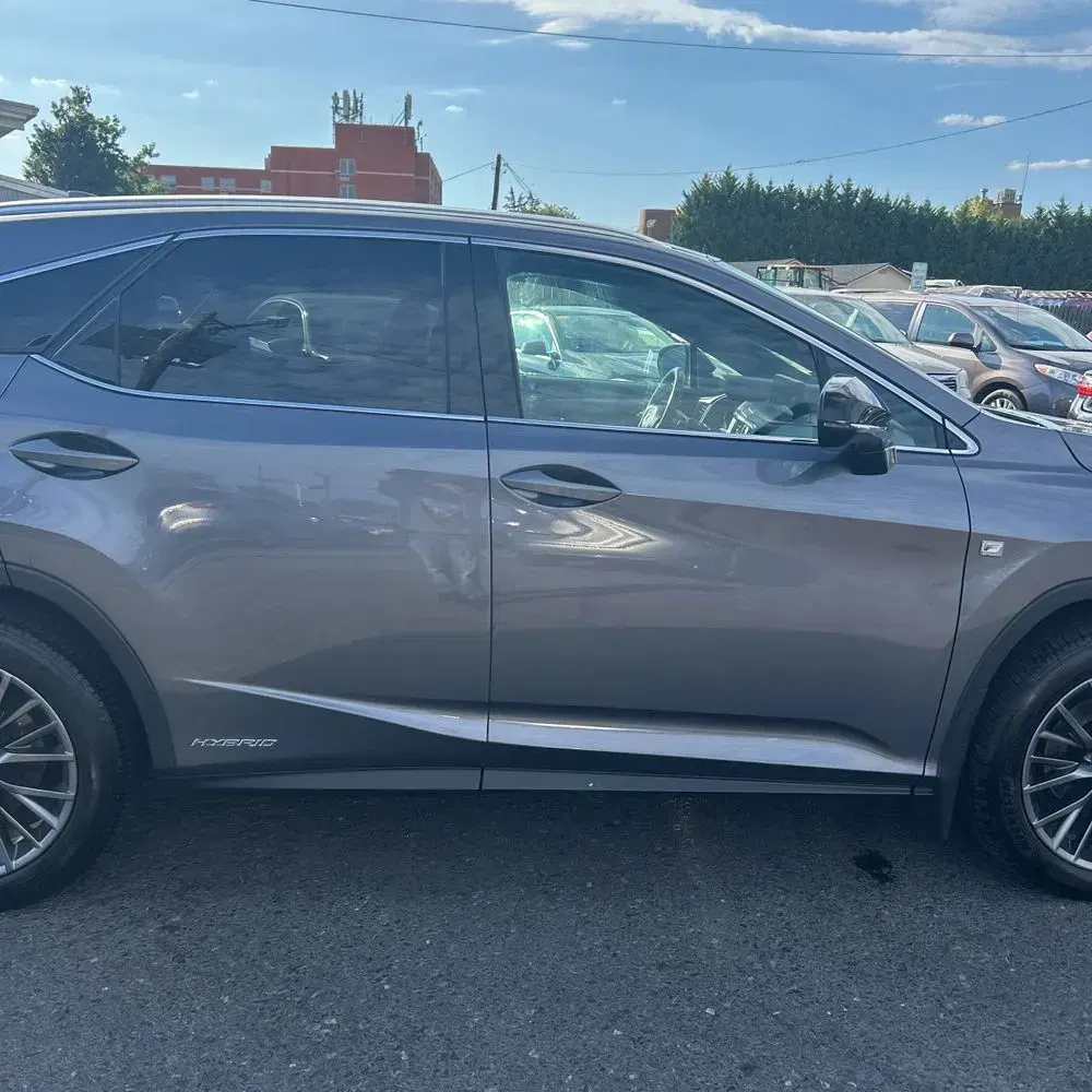 2022 Lexus RX 450h F SPORT Handling