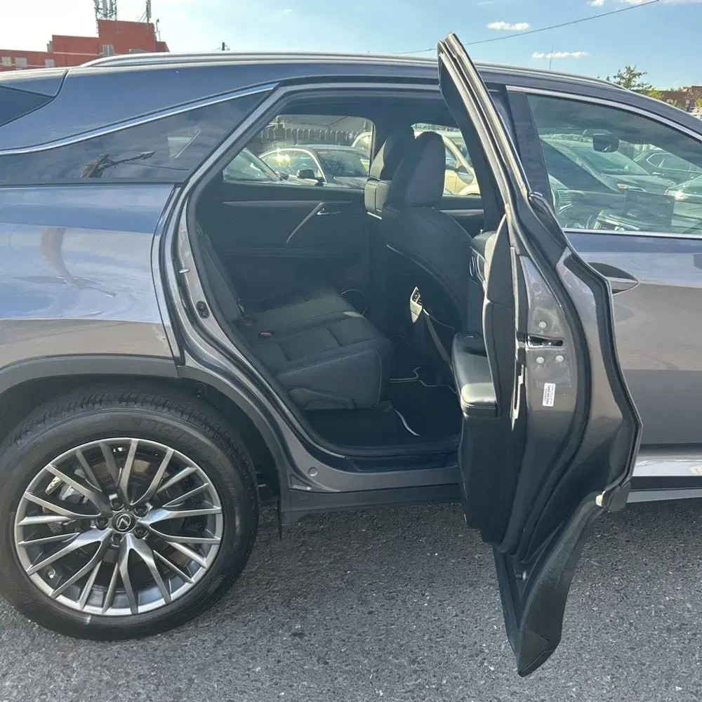 2022 Lexus RX 450h F SPORT Handling