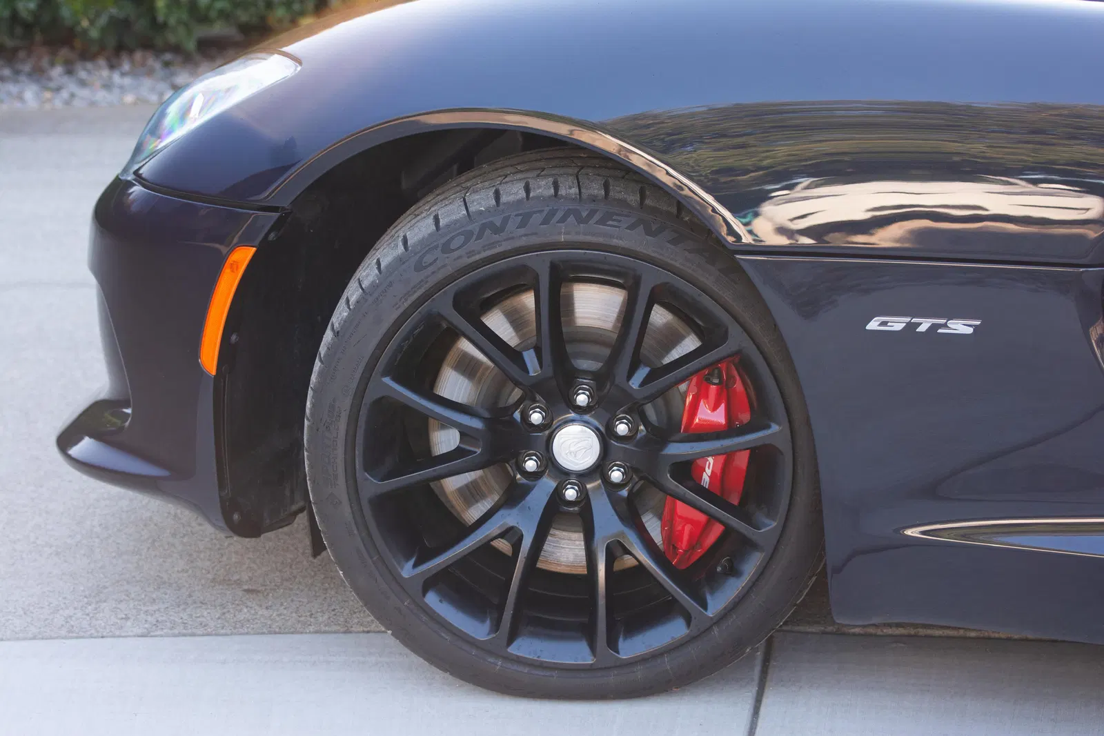 2013 Dodge SRT Viper GTS - ~7,700 Miles, 6-Speed Manual, V10 Power, Mostly Unmodified
