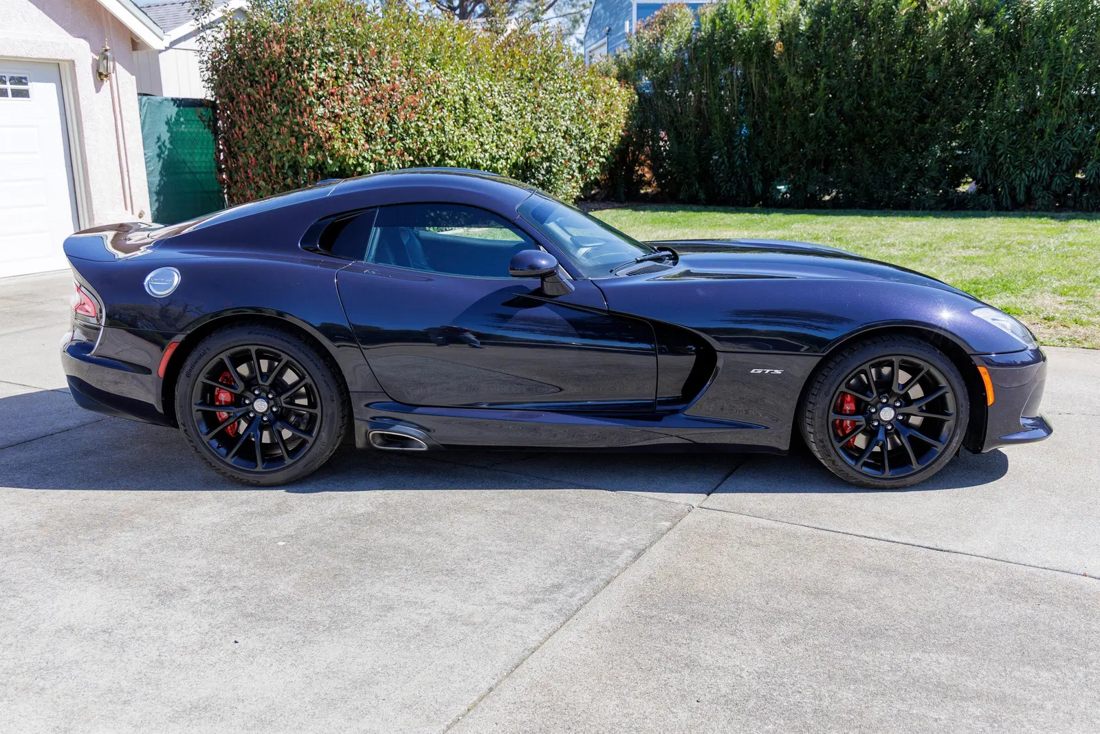 2013 Dodge SRT Viper GTS - ~7,700 Miles, 6-Speed Manual, V10 Power, Mostly Unmodified