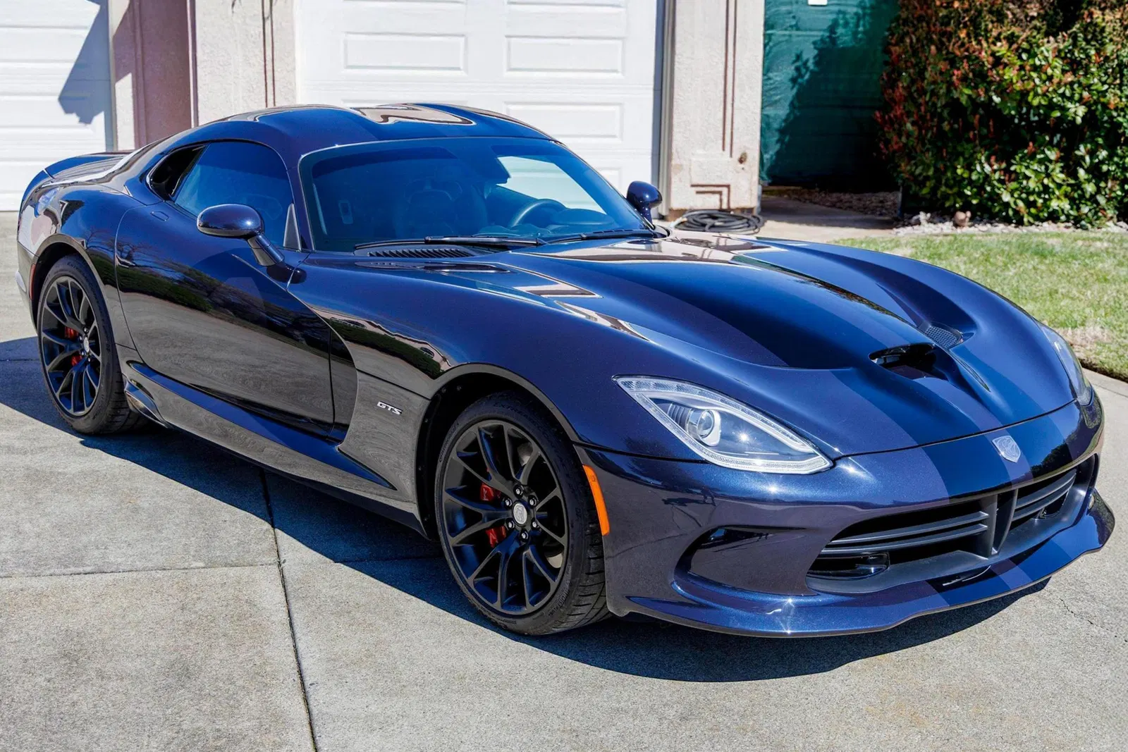 2013 Dodge SRT Viper GTS - ~7,700 Miles, 6-Speed Manual, V10 Power, Mostly Unmodified