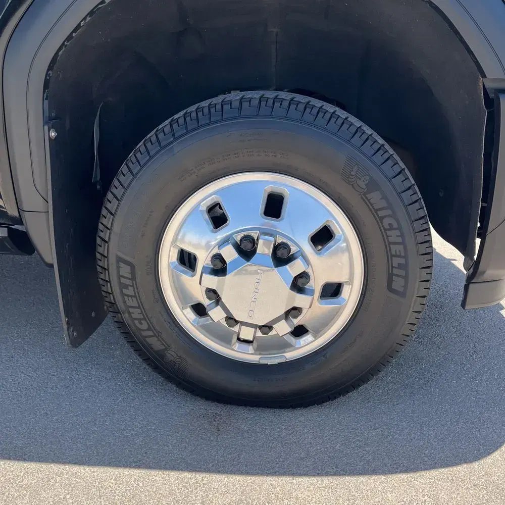 2024 GMC Sierra 3500HD Denali
